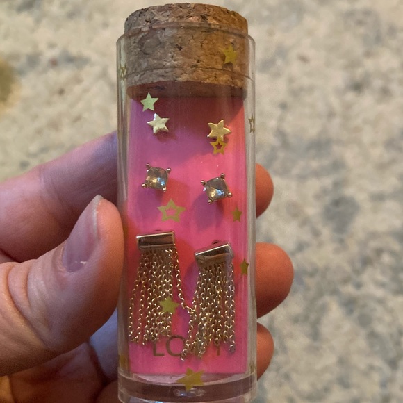 LOFT stud earrings - Picture 1 of 6